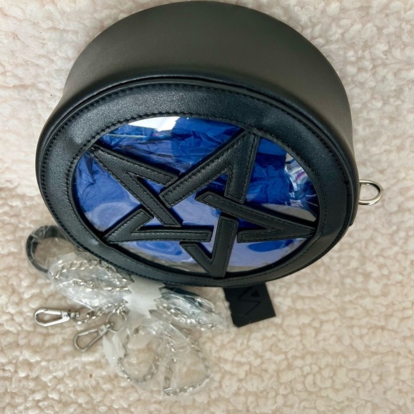 NWT Dolls Kill Widow Endless Night Crossbody Bag w/ Detachable Chain Link Strap - Picture 3 of 13